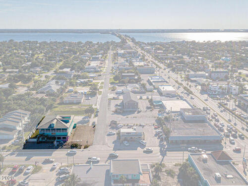 200 S Miramar Avenue, Indialantic, FL 32903