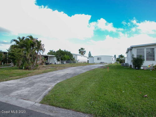 1149 Waterway Drive, Barefoot Bay, FL 32976