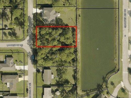 201 Aquarius Avenue SE, Palm Bay, FL 32909