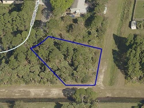 599 Windswept Avenue SW, Palm Bay, FL 32908