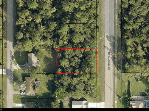 724 Degroodt Road SW, Palm Bay, FL 32908