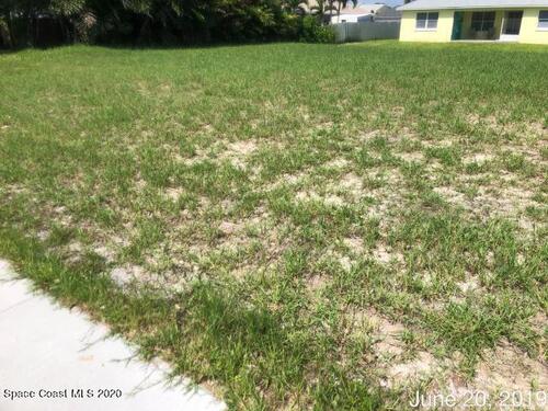 320 S Brevard Avenue, Cocoa Beach, FL 32931