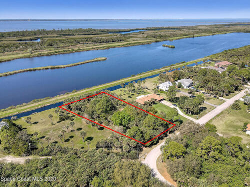 7717 Pine Lake Drive, Merritt Island, FL 32953