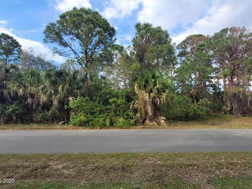 1821 Missouri Road NW, Palm Bay, FL 32907