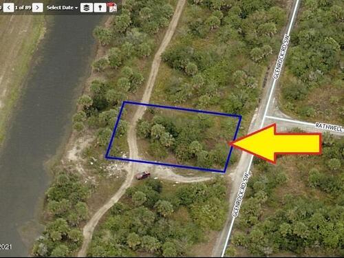 2520 Glenrock Road SW, Palm Bay, FL 32908