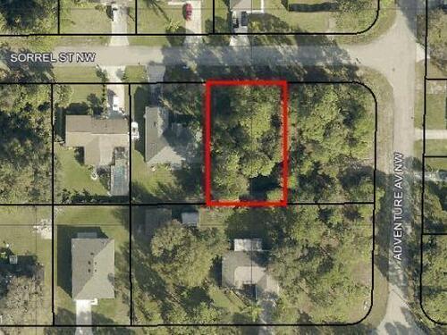 814 Sorrel Street NW, Palm Bay, FL 32907