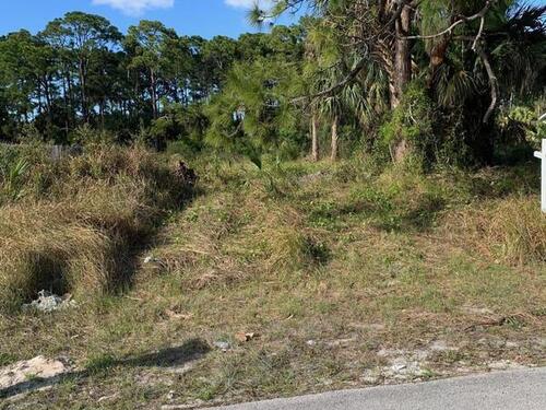 660 Sauders Road SE, Palm Bay, FL 32909