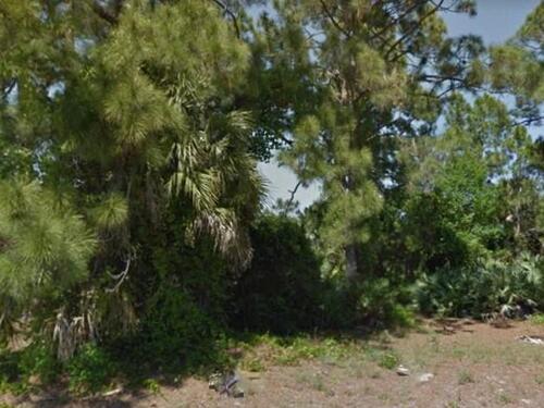 1225 Stone Street NW, Palm Bay, FL 32907