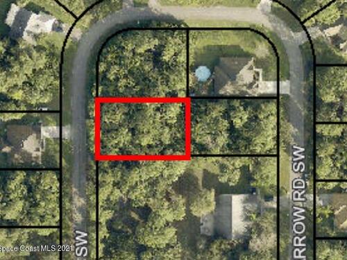 677 Darlington Avenue SW, Palm Bay, FL 32908