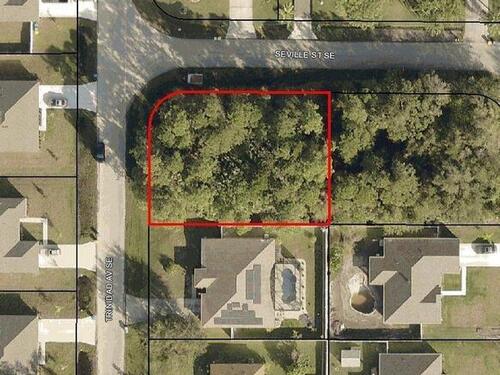 806 Seville (Corner Of Trinidad) Street SE, Palm Bay, FL 32909