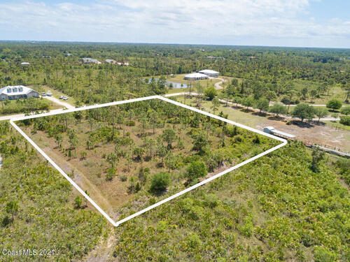 Matthews Lane Lane, Malabar, FL 32950