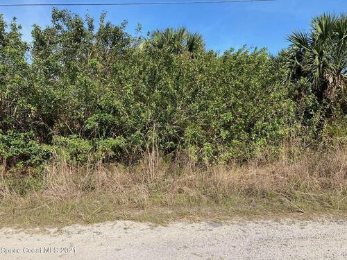 3279 Hummingbird Avenue SW, Palm Bay, FL 32908