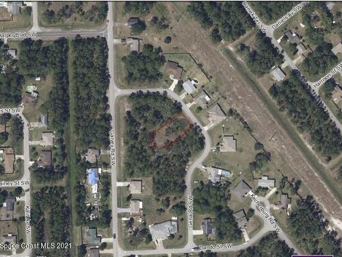 840 Gena Road SW, Palm Bay, FL 32908