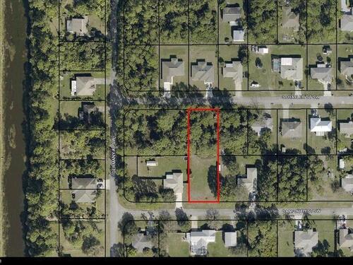 1375 Danforth Street SW, Palm Bay, FL 32908