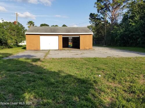 2259 Sans Souci Avenue SE, Palm Bay, FL 32909