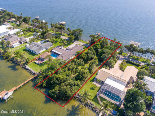 10680 S Tropical Trail, Merritt Island, FL 32952