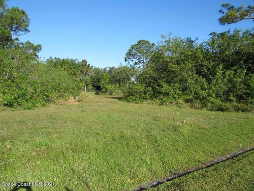 590 Fondulac Street, Palm Bay, FL 32908