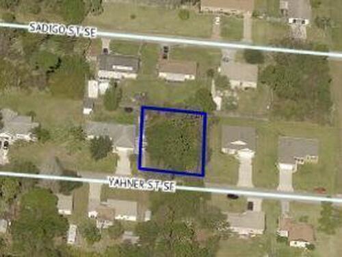1671 Yahner Street SE, Palm Bay, FL 32909