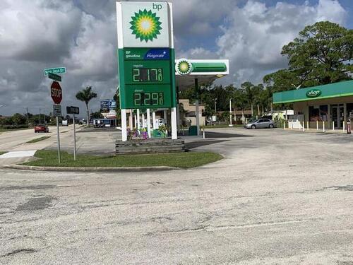 3990 W New Haven Avenue, Melbourne, FL 32904