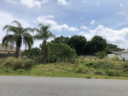 245 Van Loon Avenue NE, Palm Bay, FL 32907