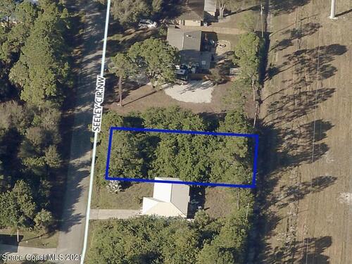 1326 Seeley Circle NW, Palm Bay, FL 32907