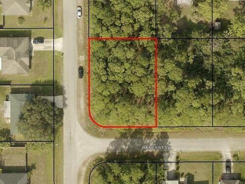 899 Hainey (Corner Of Schomer) Street SW, Palm Bay, FL 32908