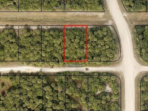 811 Olivia Street SW, Palm Bay, FL 32908