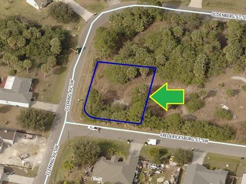 599 Fredericksburg Street SW, Palm Bay, FL 32908