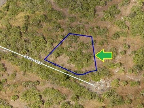 951 Spindle Court SW, Palm Bay, FL 32908