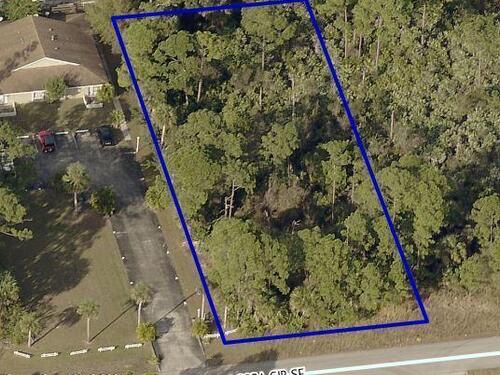 2050 Agora Circle SE, Palm Bay, FL 32909