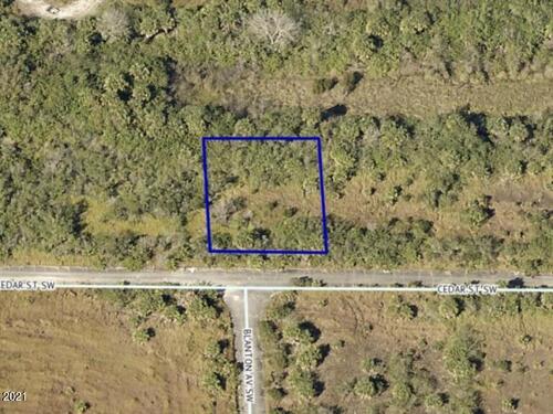 1563 Cedar Street SW, Palm Bay, FL 32908