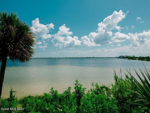 4x Pineapple Avenue, Melbourne, FL 32935