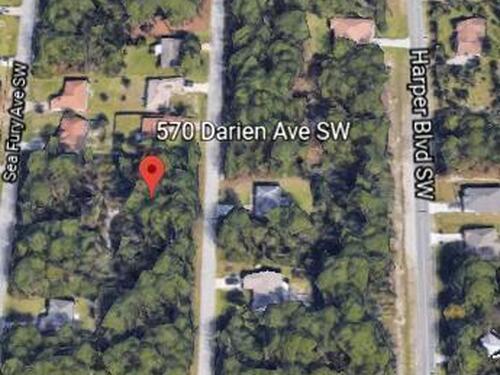 570 Darien Avenue SW, Palm Bay, FL 32908