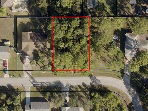 447 Trumpet Street SW, Palm Bay, FL 32908