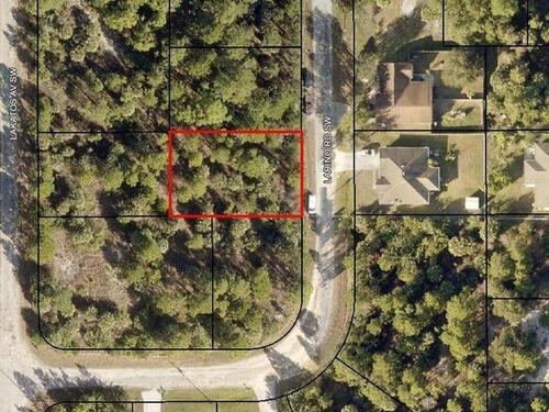 429 Larino Road SW, Palm Bay, FL 32908