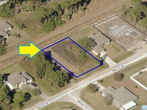 741 Pike Street SE, Palm Bay, FL 32909