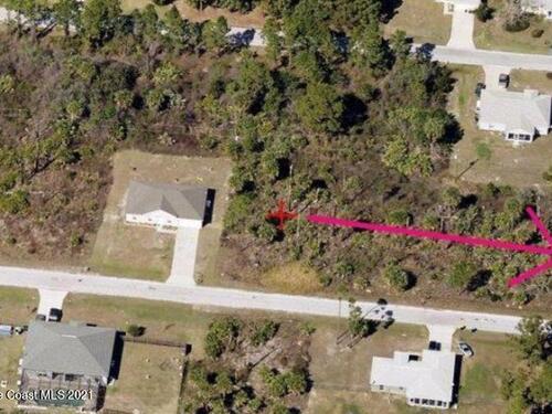 1165 SE Torrington Street SE, Palm Bay, FL 32909