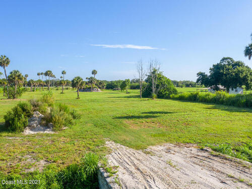 3120 Sunset Avenue, Mims, FL 32754