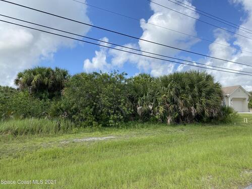 540 Saint Andre Boulevard SW, Palm Bay, FL 32908