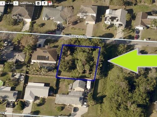 714 Munich Street NW, Palm Bay, FL 32907