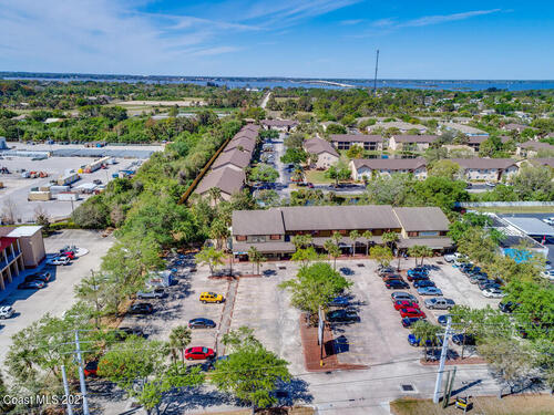 2425 N Courtenay Parkway, Merritt Island, FL 32953