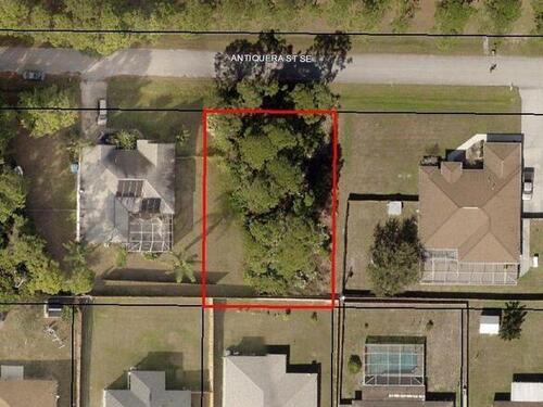 330 Antiquera Street SE, Palm Bay, FL 32909
