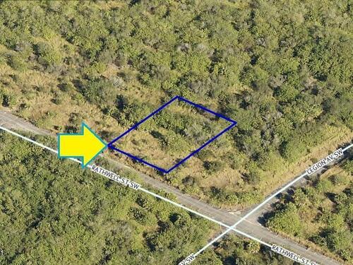 1527 Rathwell Street SW, Palm Bay, FL 32908