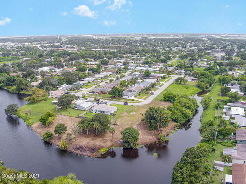 Bell Street, Melbourne, FL 32935