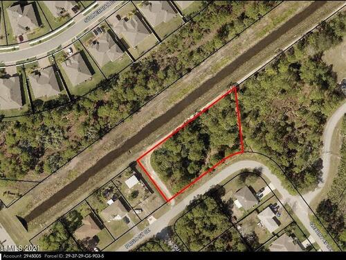 785 Paigo Street SE, Palm Bay, FL 32909