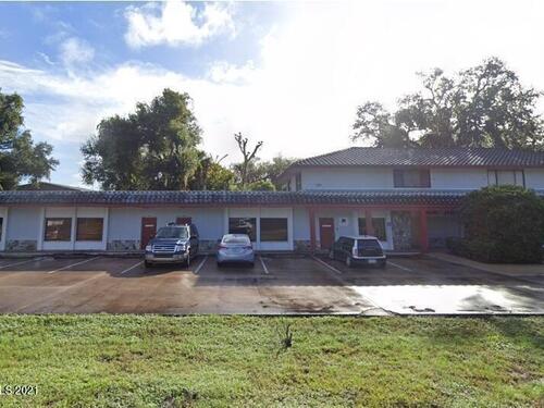 107 S Park Avenue S, Titusville, FL 32796