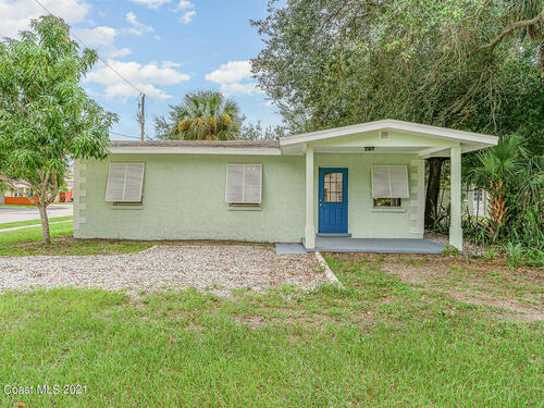 242 N Tropical Trail, Merritt Island, FL 32953