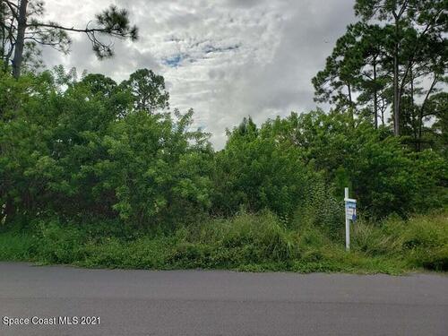 2228 Santa Maria Avenue SE, Palm Bay, FL 32909