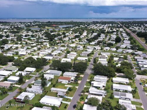 969 Laurel Circle, Barefoot Bay, FL 32976