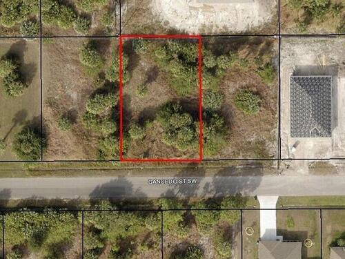 535 Gancedo Street SW, Palm Bay, FL 32908